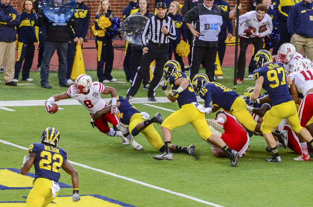 马明宇隔空给邵佳一加油：非常期待佳一率领国足走出低谷